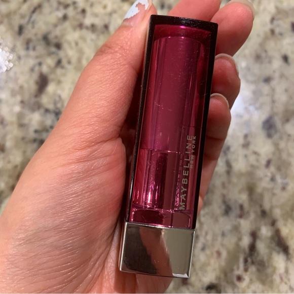 Maybelline Color Sensational Lipstick, Lip Makeup 233 Pink Pose 0.15 Oz - Picture 2 of 3